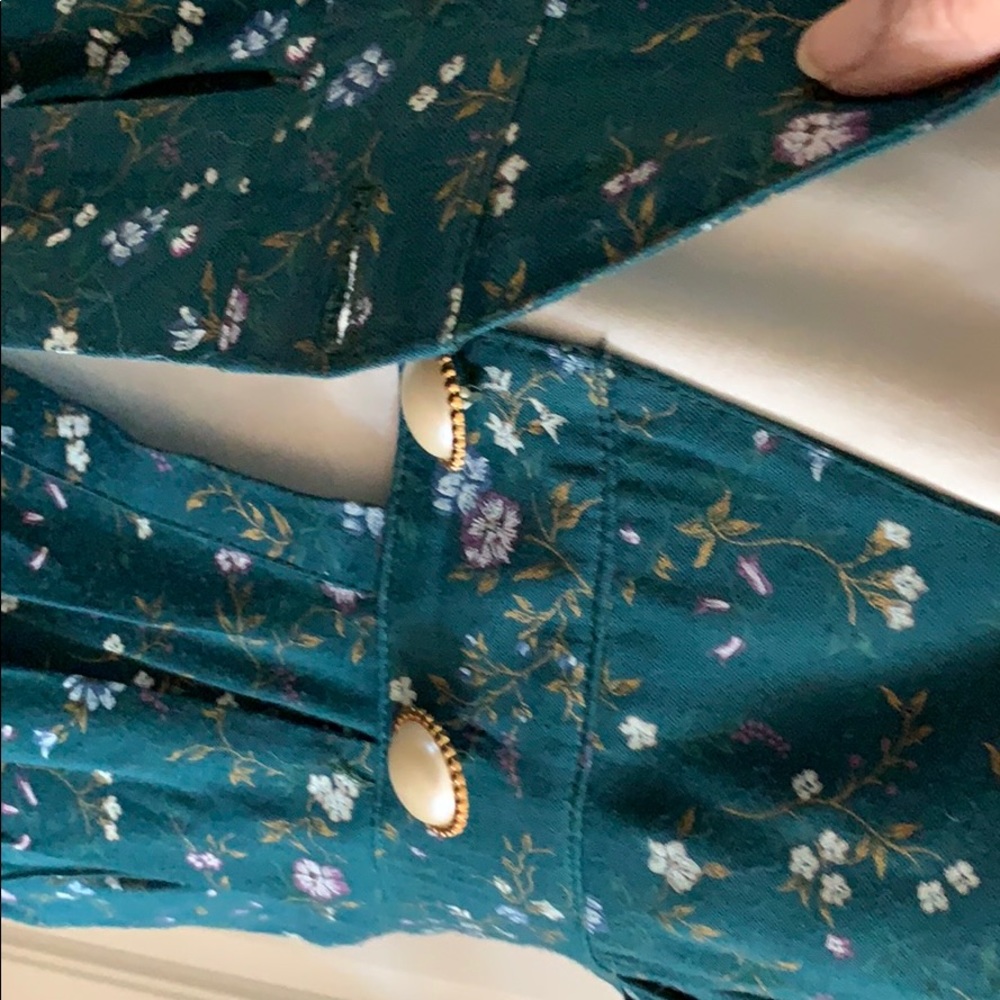 Dress - Picture 4 of 5